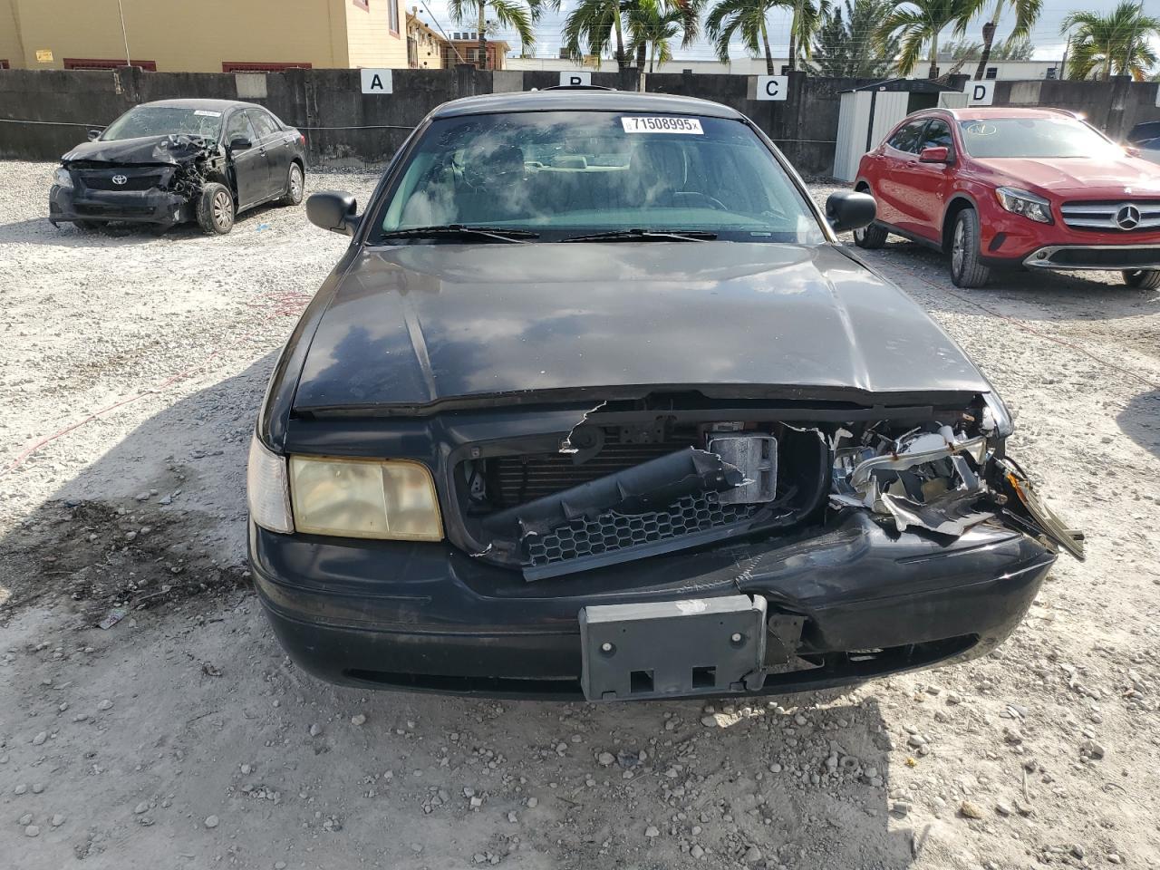2004 Ford Crown Victoria - Фото 5
