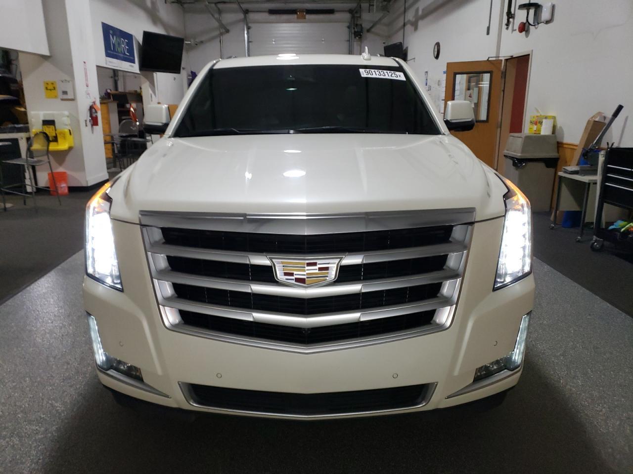 2015 Cadillac Escalade Esv Premium - Фото 5