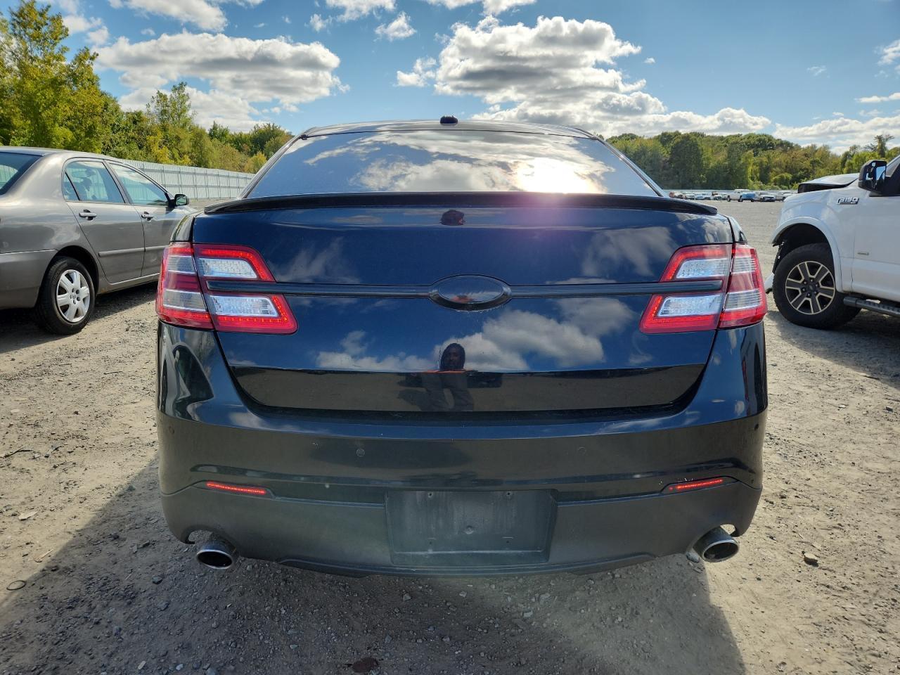 2018 Ford Taurus Limited - Фото 6