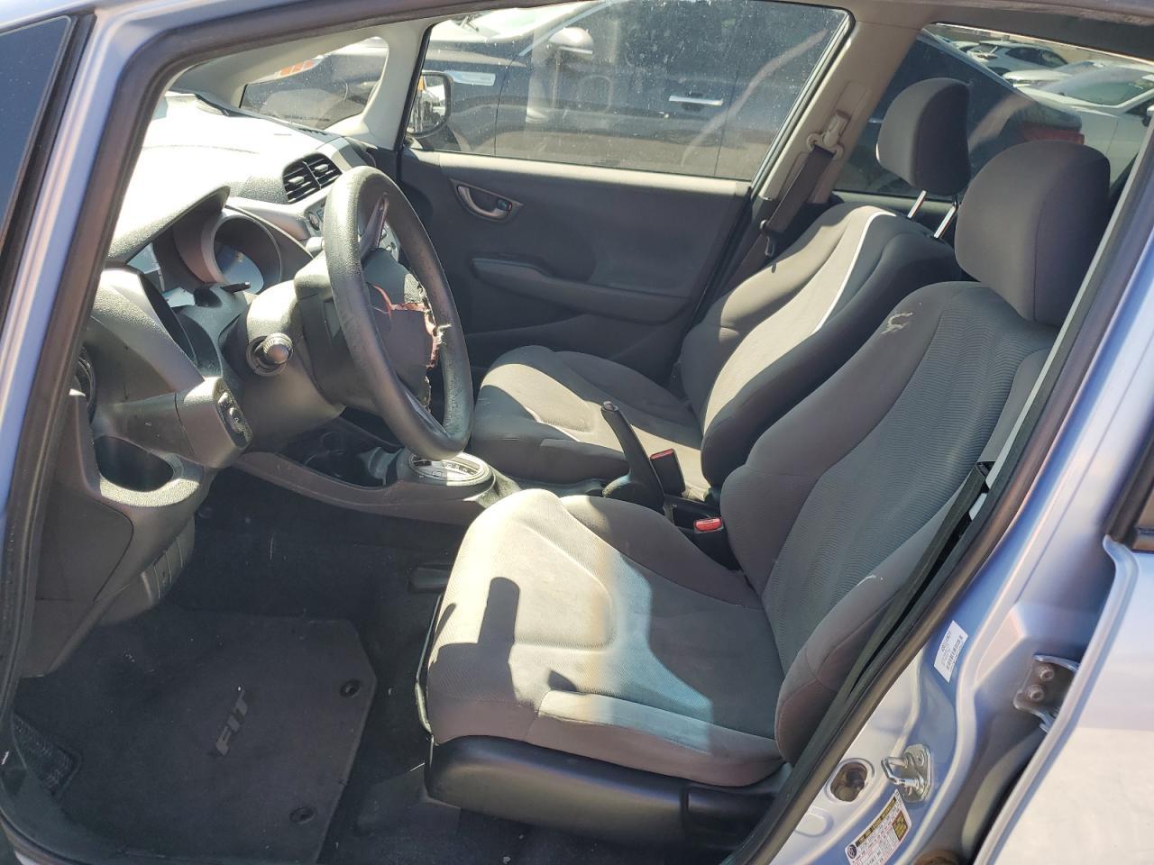 2010 Honda Fit - Фото 7