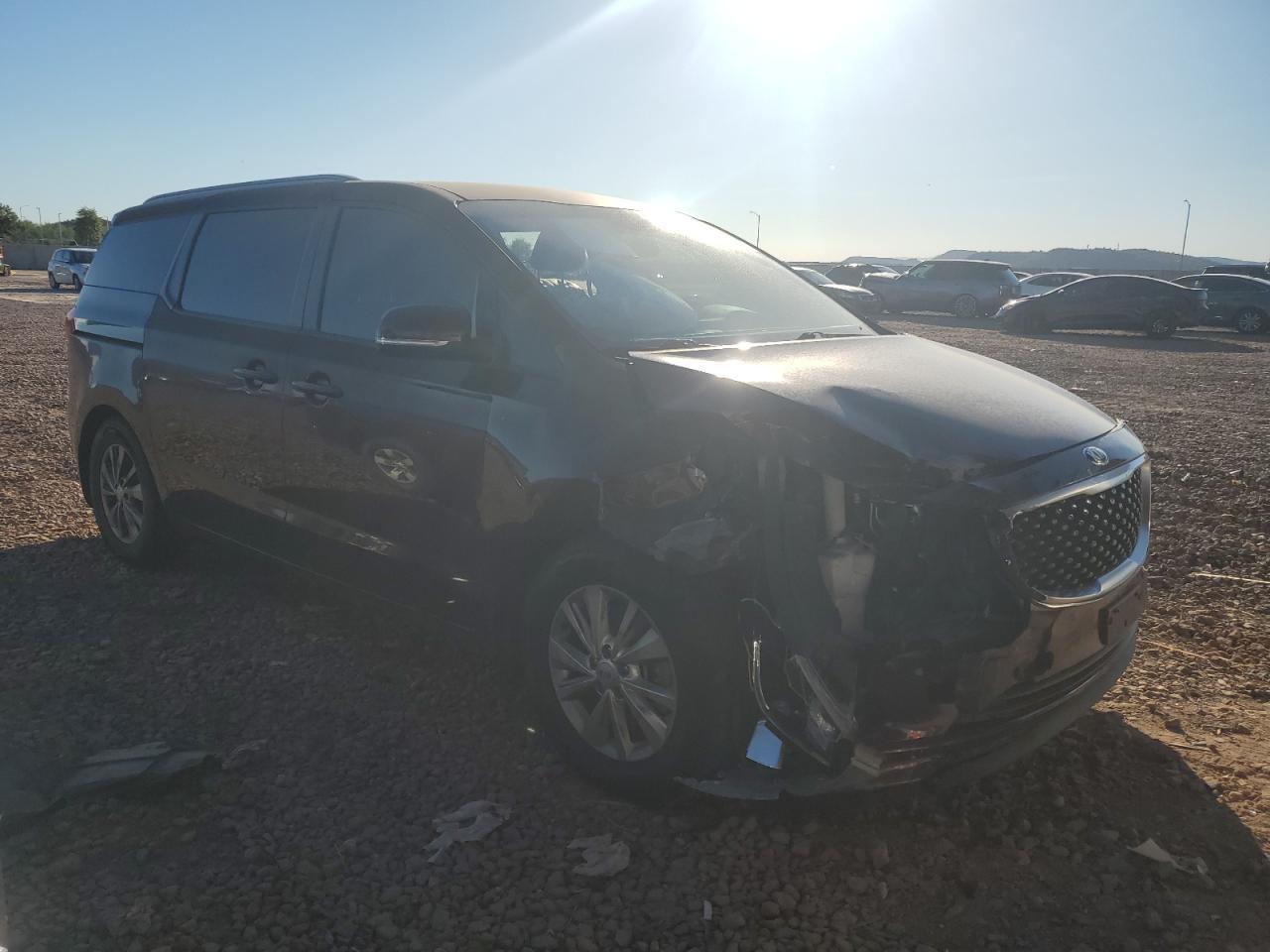 2017 Kia Sedona Lx - Image 4