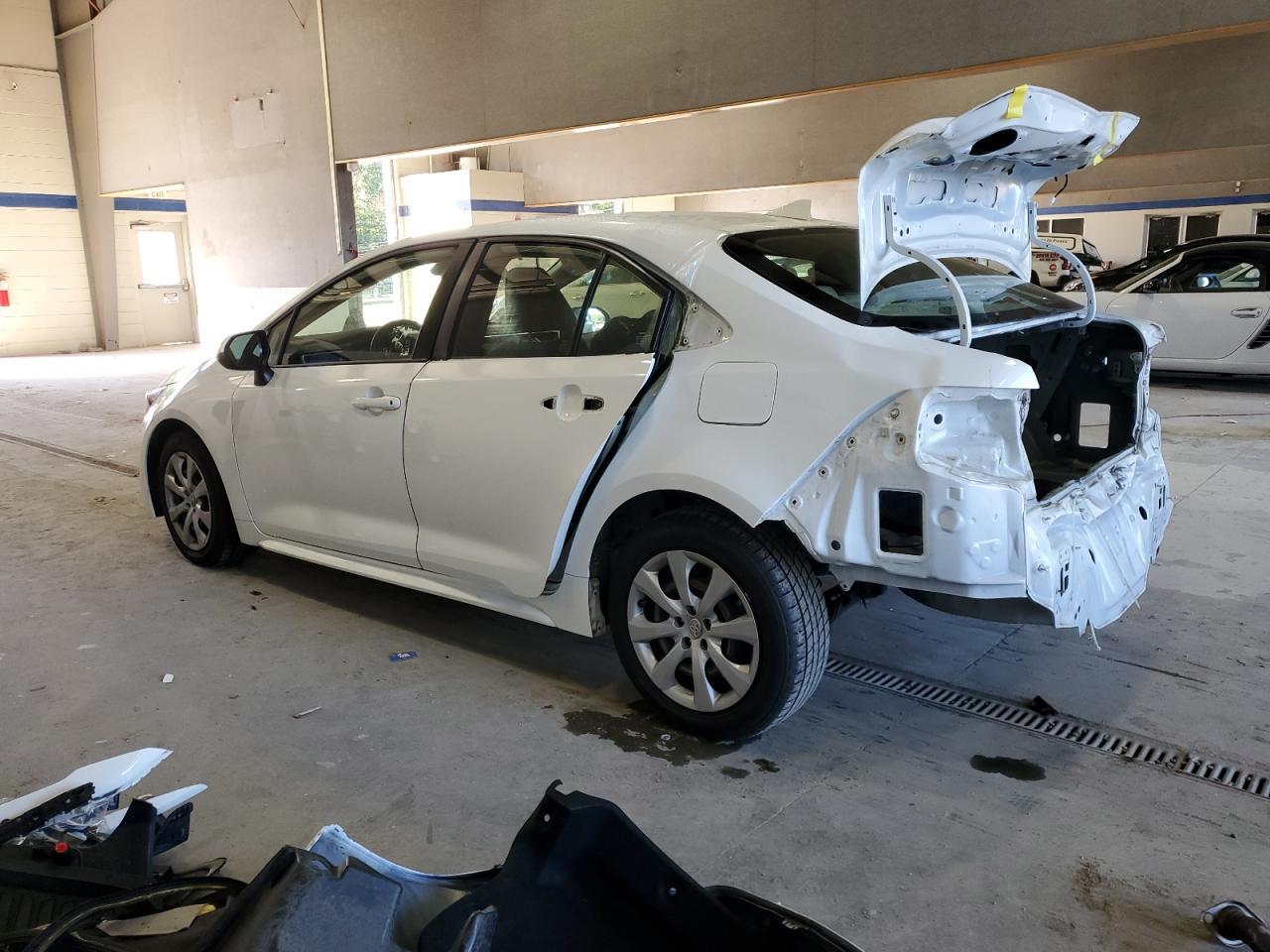 2020 Toyota Corolla Le - Фото 2