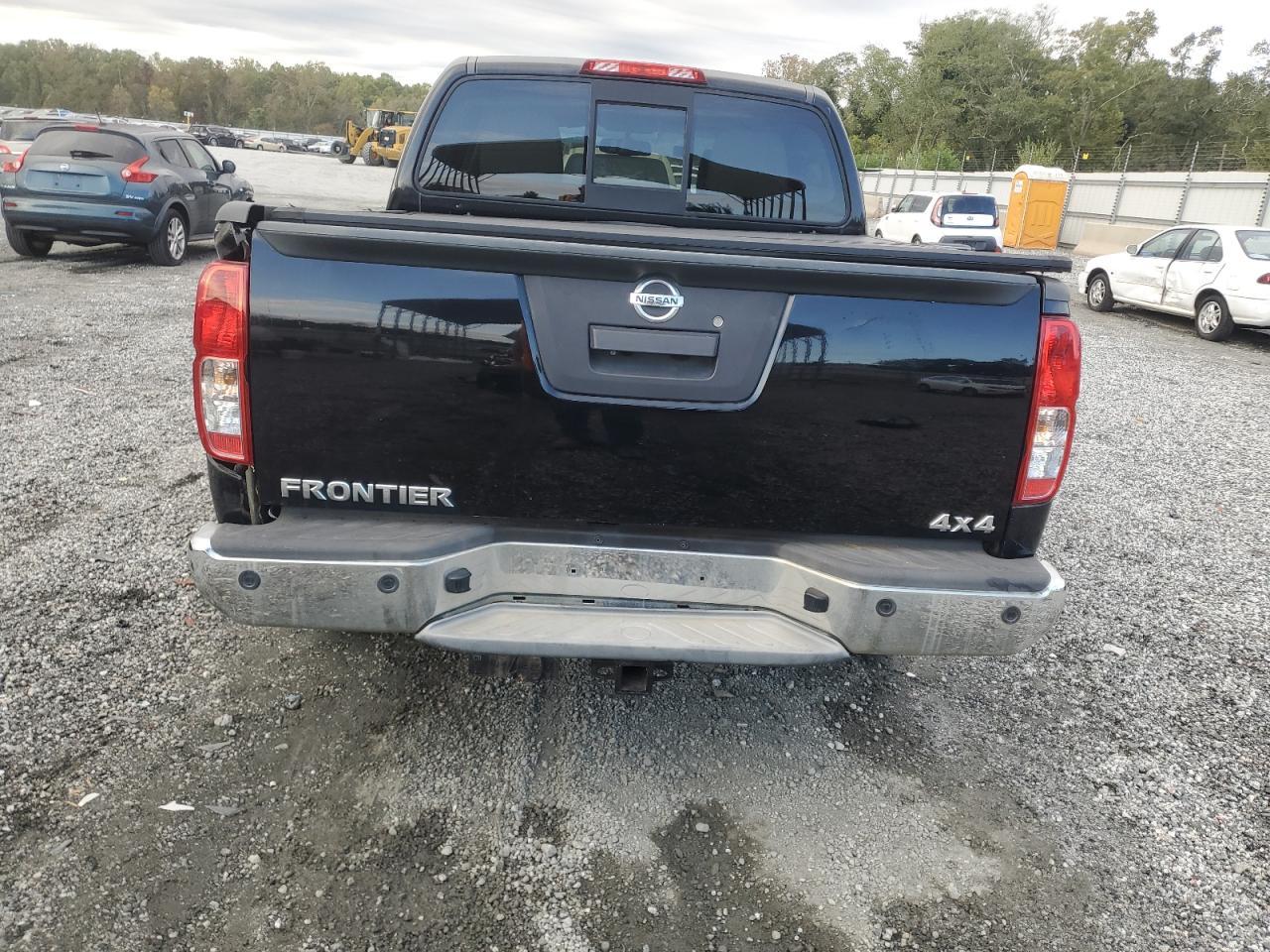 2014 Nissan Frontier S - Фото 6