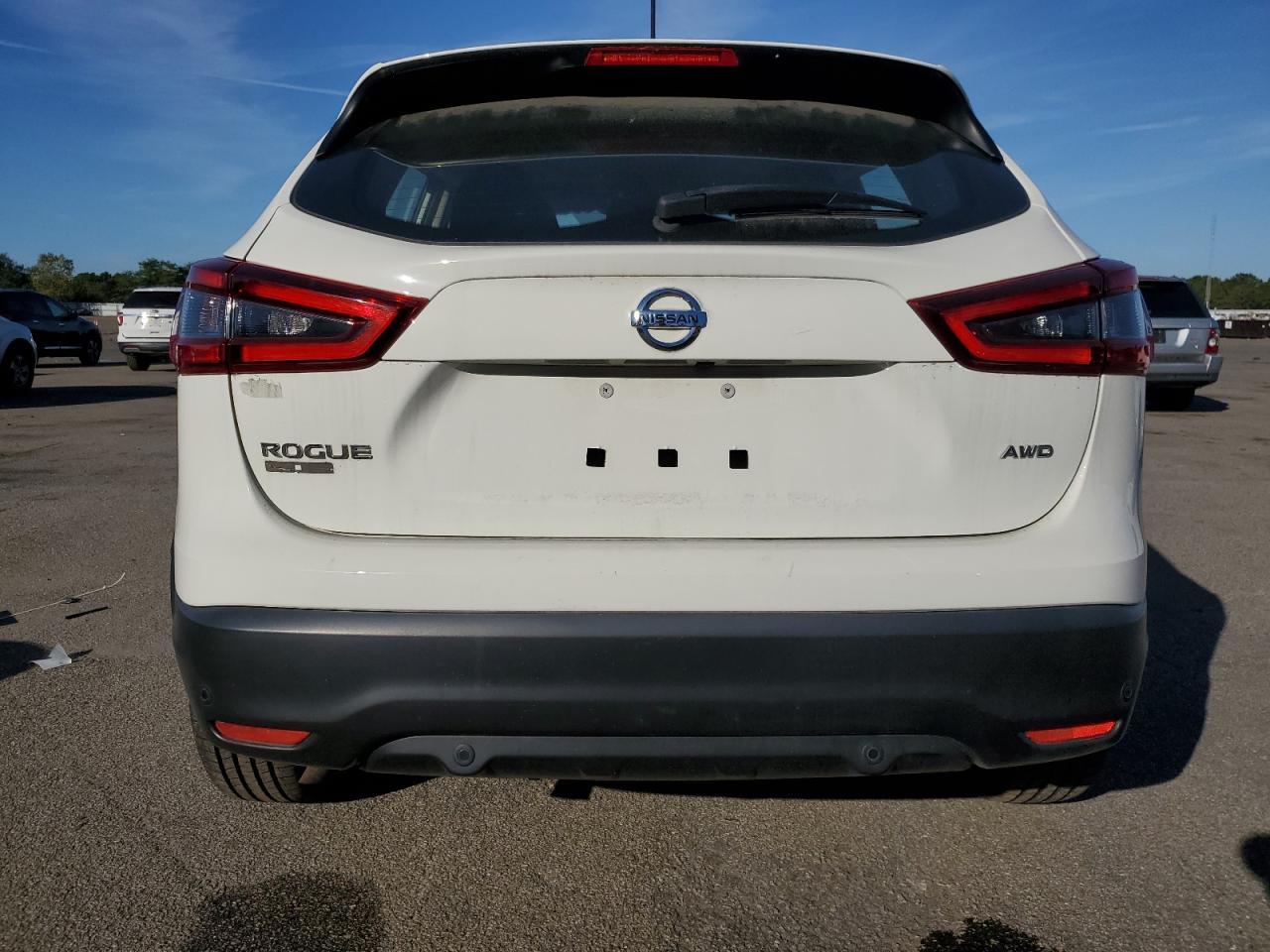 2021 Nissan Rogue Sport S - Image 6