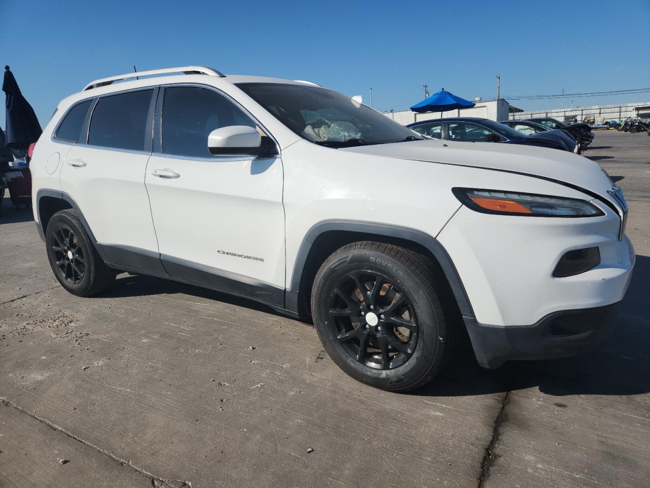 2016 Jeep Cherokee Latitude - Фото 4
