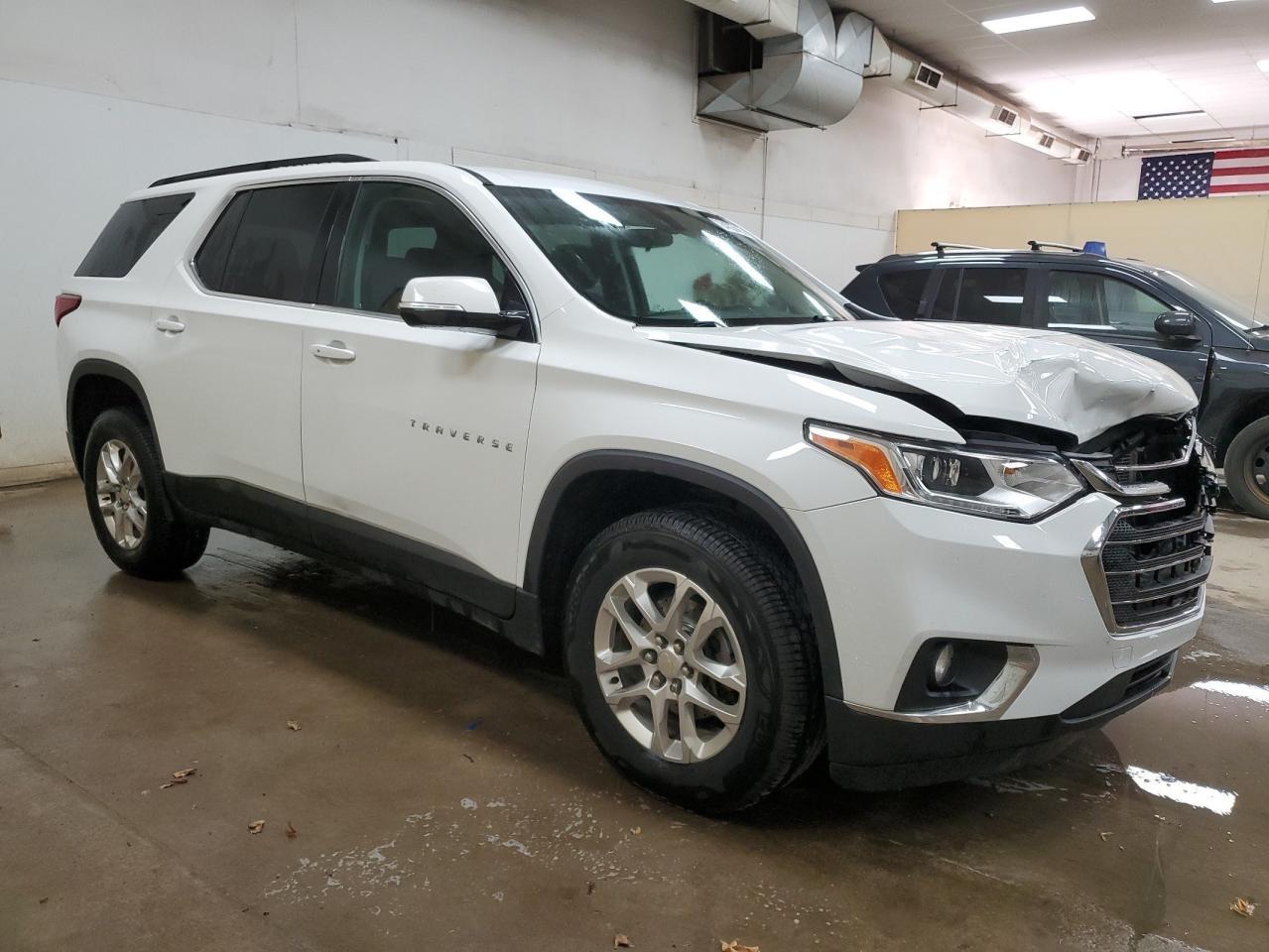 2020 Chevrolet Traverse Lt - Image 4