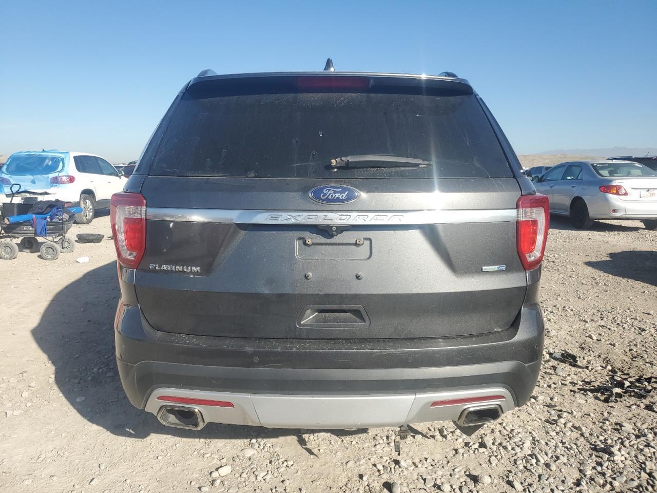 2016 Ford Explorer Platinum - Image 6