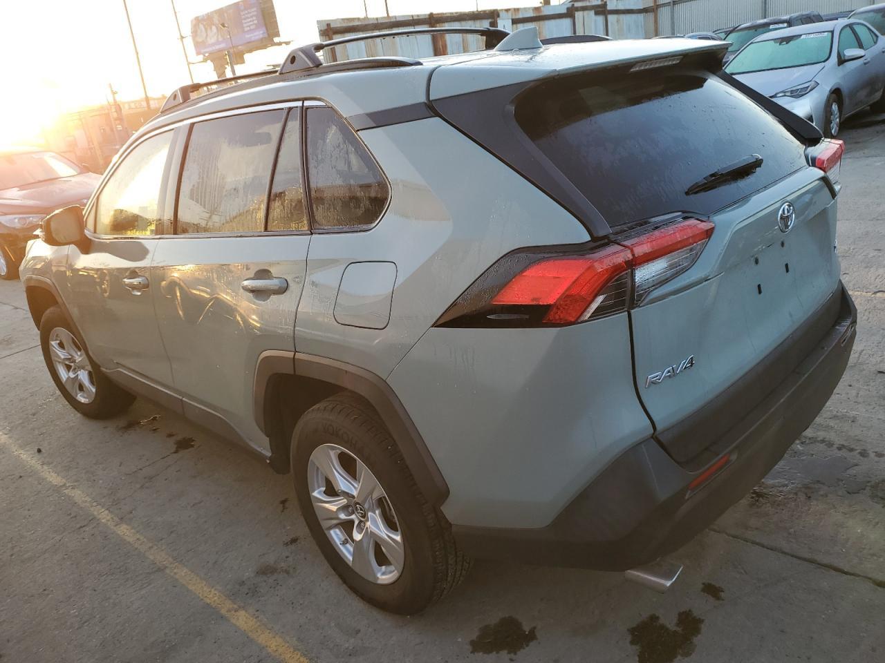 2019 Toyota Rav4 Xle - Фото 2