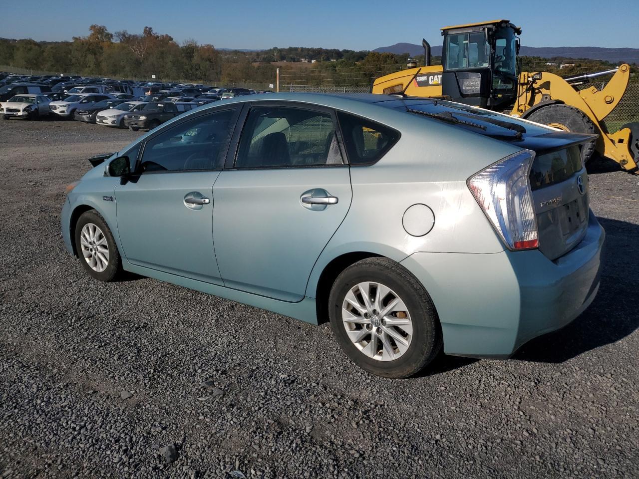 2012 Toyota Prius Plug-In - Фото 2
