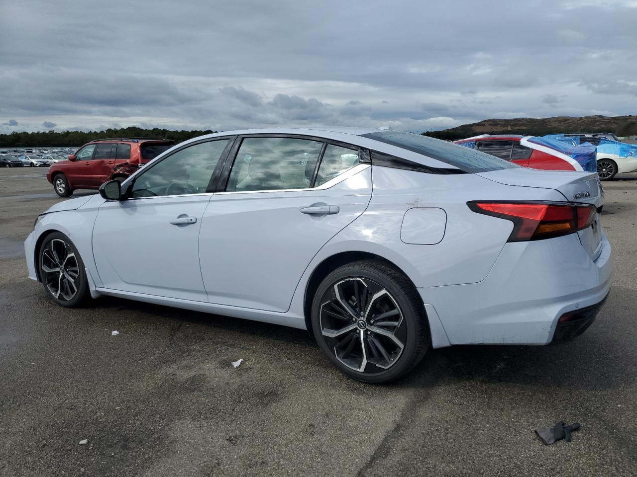 2024 Nissan Altima Sr - Image 2