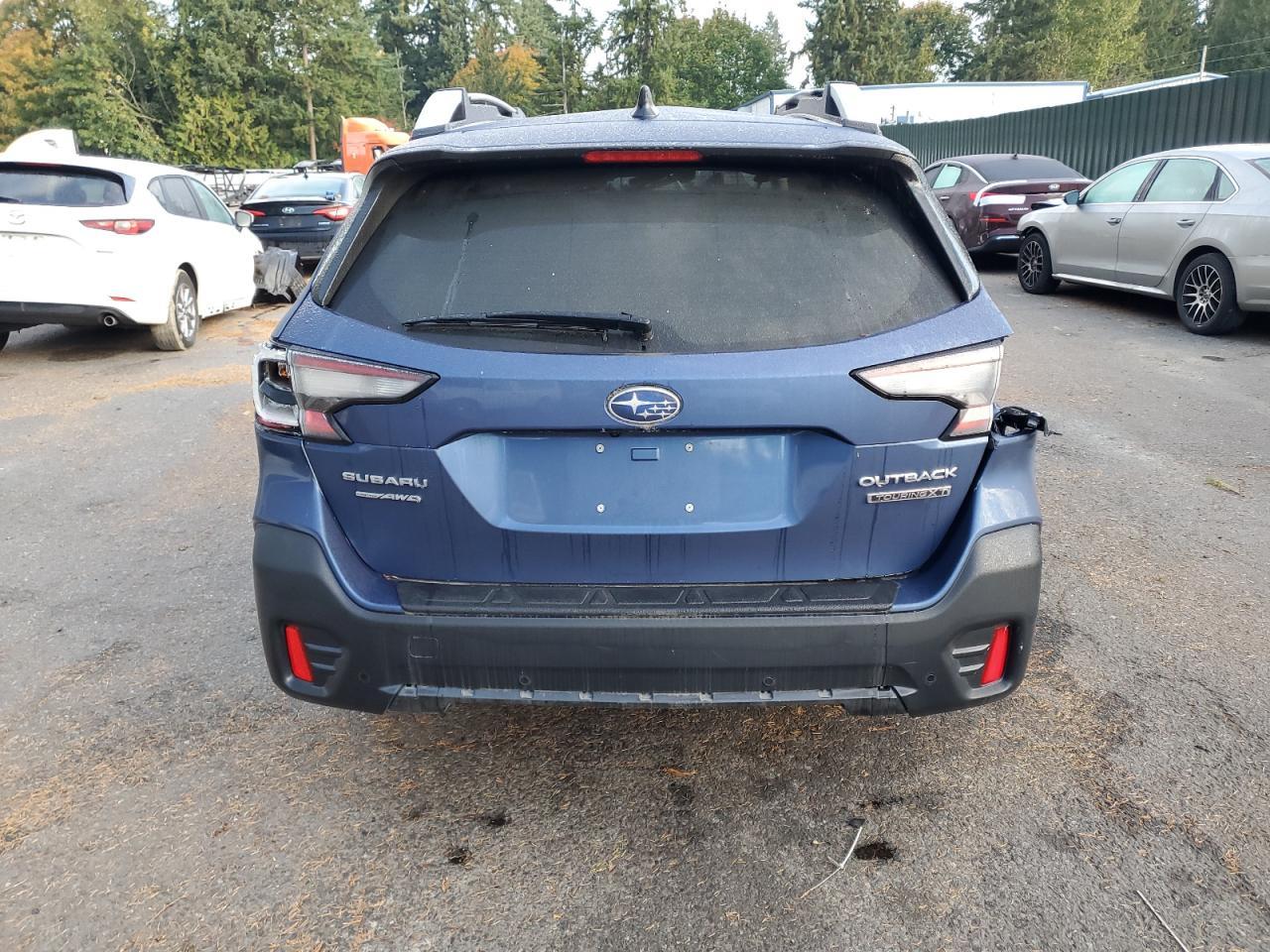 2022 Subaru Outback Touring - Image 6