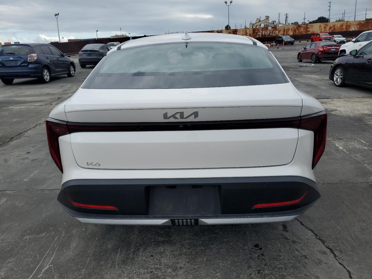 2025 Kia K4 Ex - Фото 6