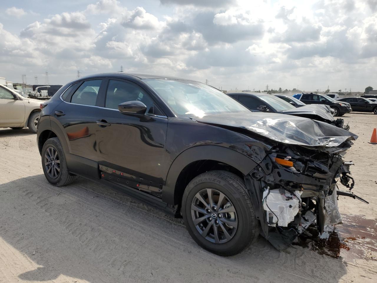2025 Mazda Cx-30 - Image 4