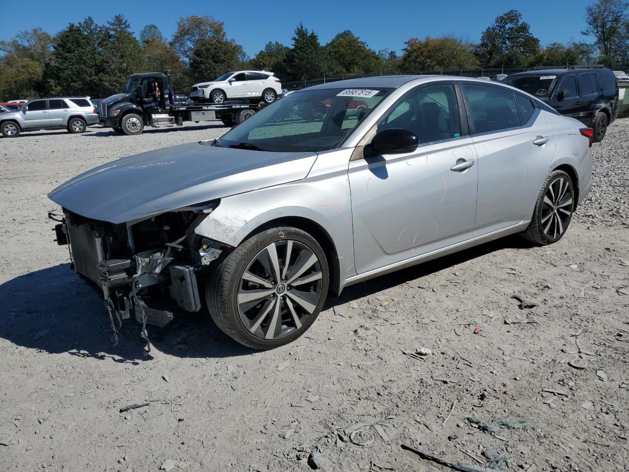 2019 Nissan Altima Sr