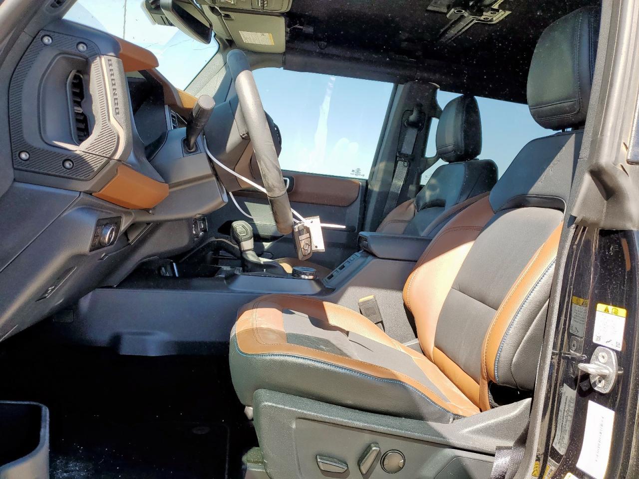 2024 Ford Bronco Outer Banks - Фото 7