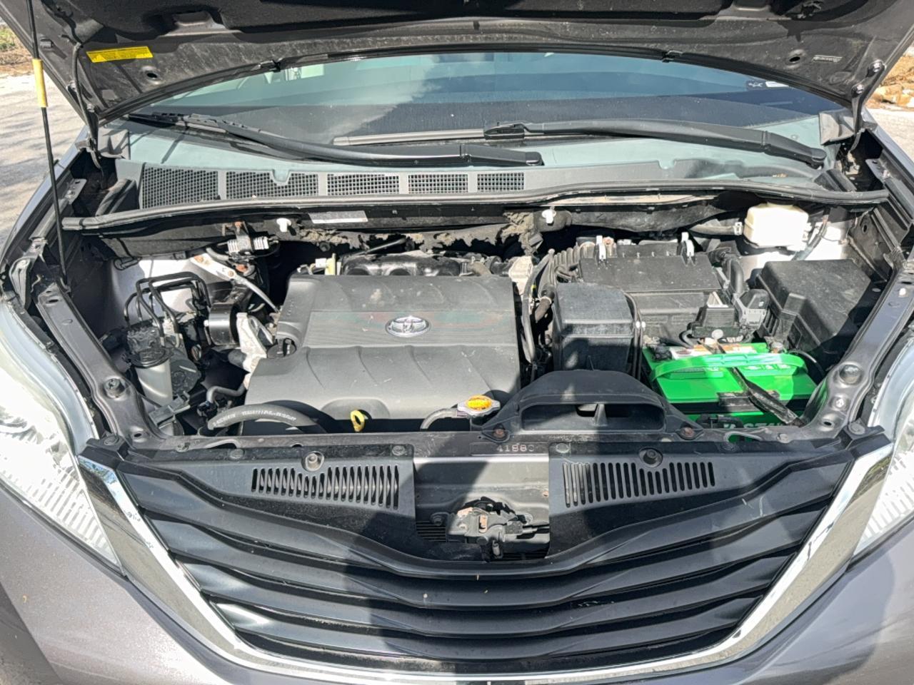 2013 Toyota Sienna Le - Фото 7