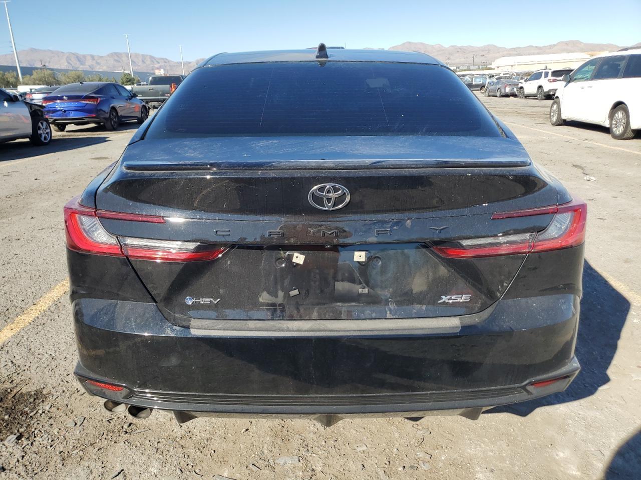 2025 Toyota Camry Xse - Фото 6