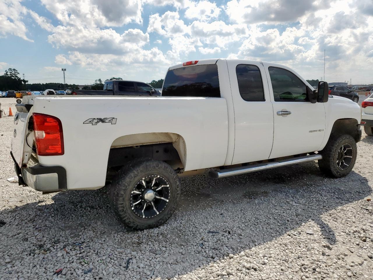 2007 Chevrolet Silverado K2500 Heavy Duty - Фото 3
