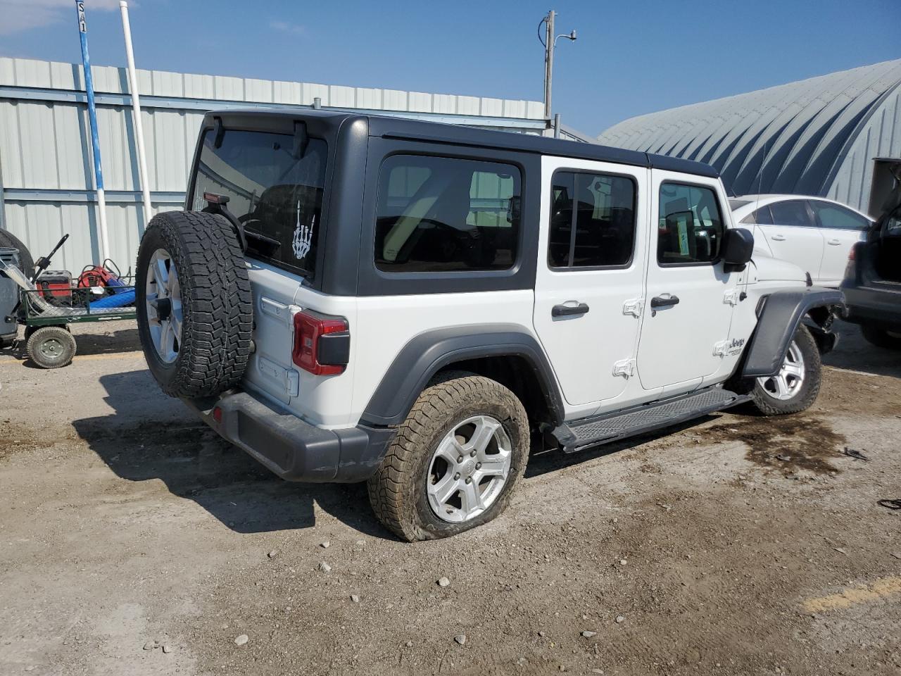 2020 Jeep Wrangler Unlimited Sport - Фото 3