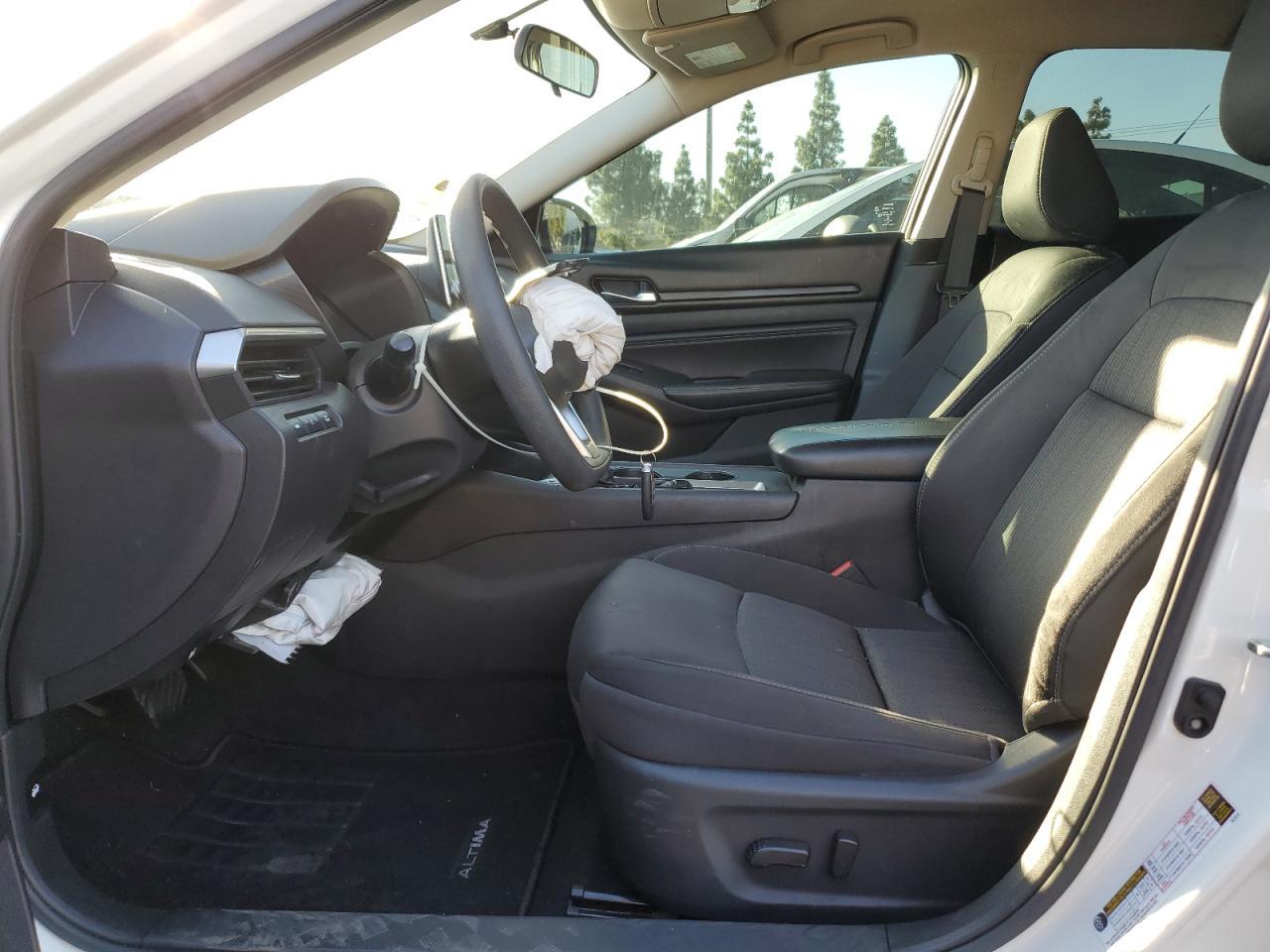 2020 Nissan Altima S - Image 7