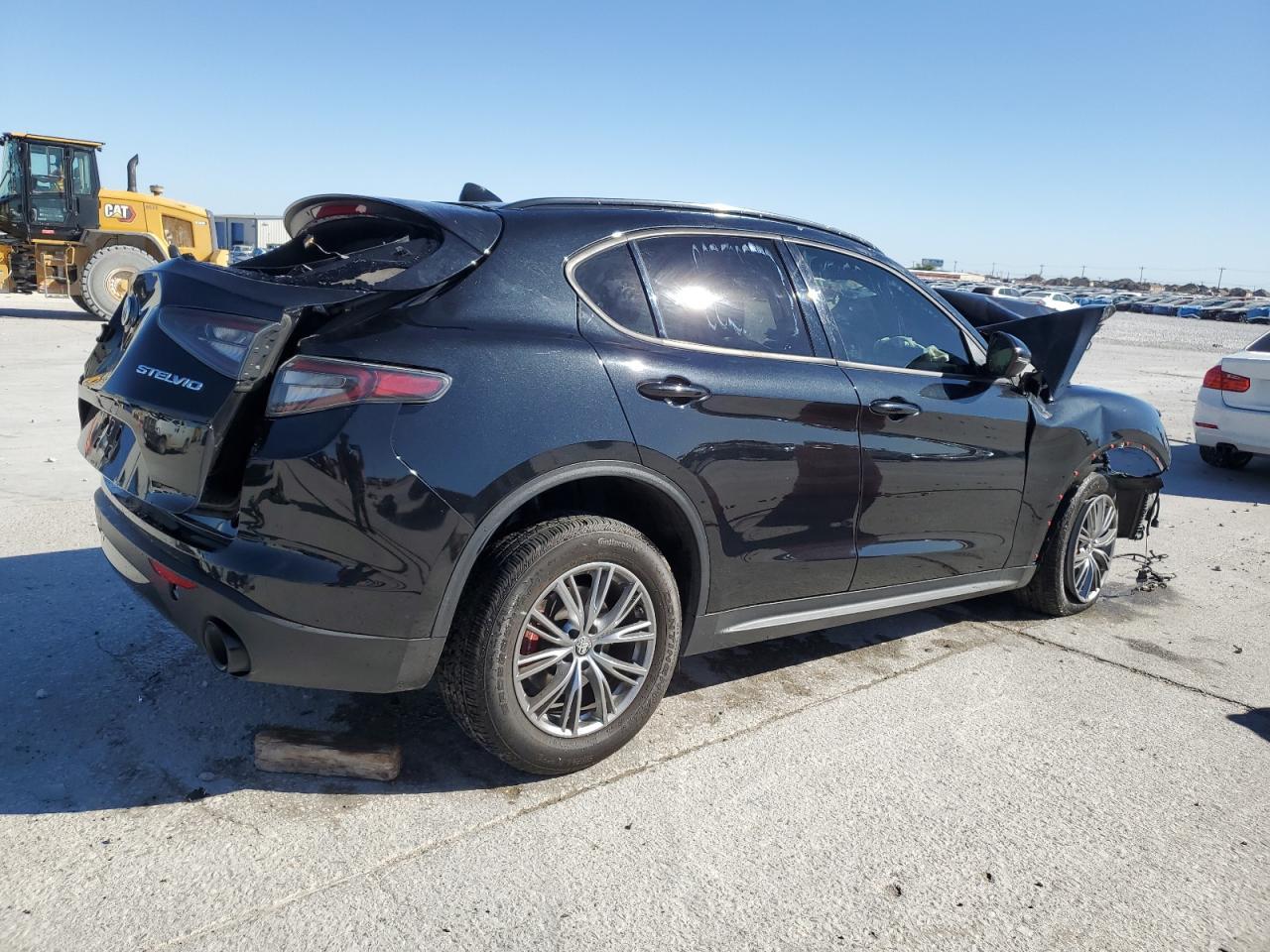 2024 Alfa Romeo Stelvio Sprint - Фото 3