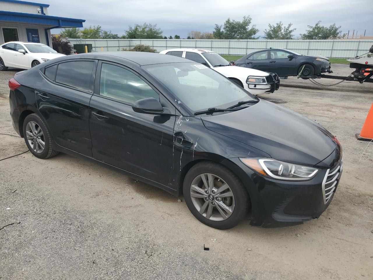 2017 Hyundai Elantra Se - Фото 4