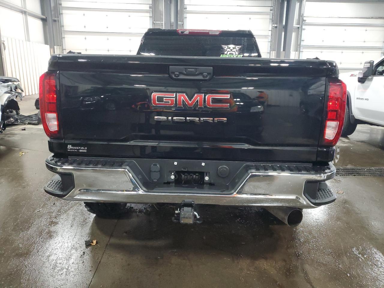 2025 GMC Sierra K3500 - Image 6