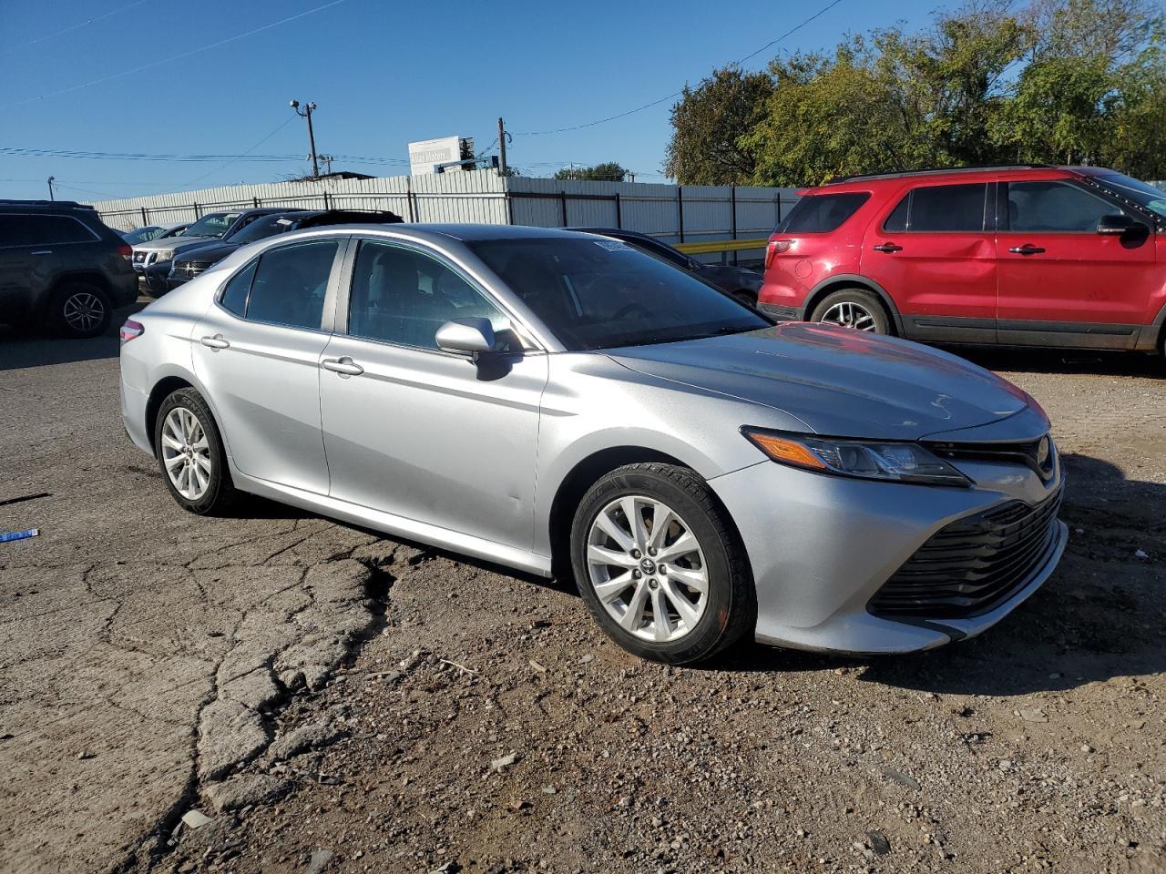 2020 Toyota Camry Le - Image 4