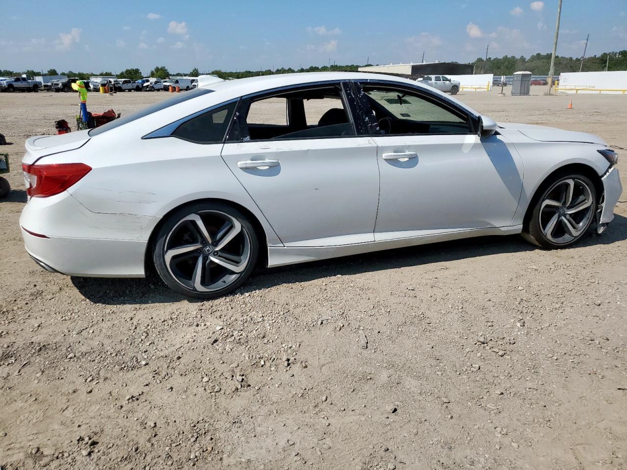 2019 Honda Accord Sport - Image 3