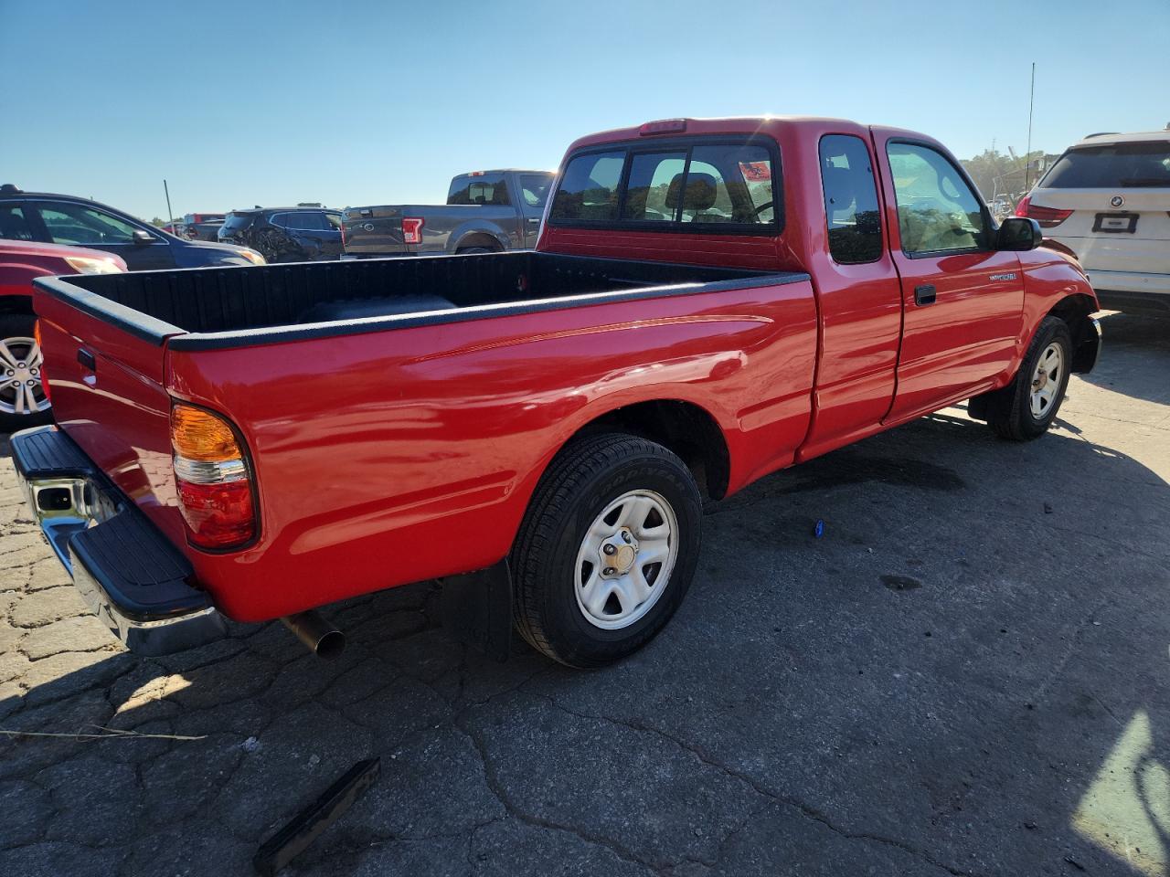 2004 Toyota Tacoma Xtracab - Image 3