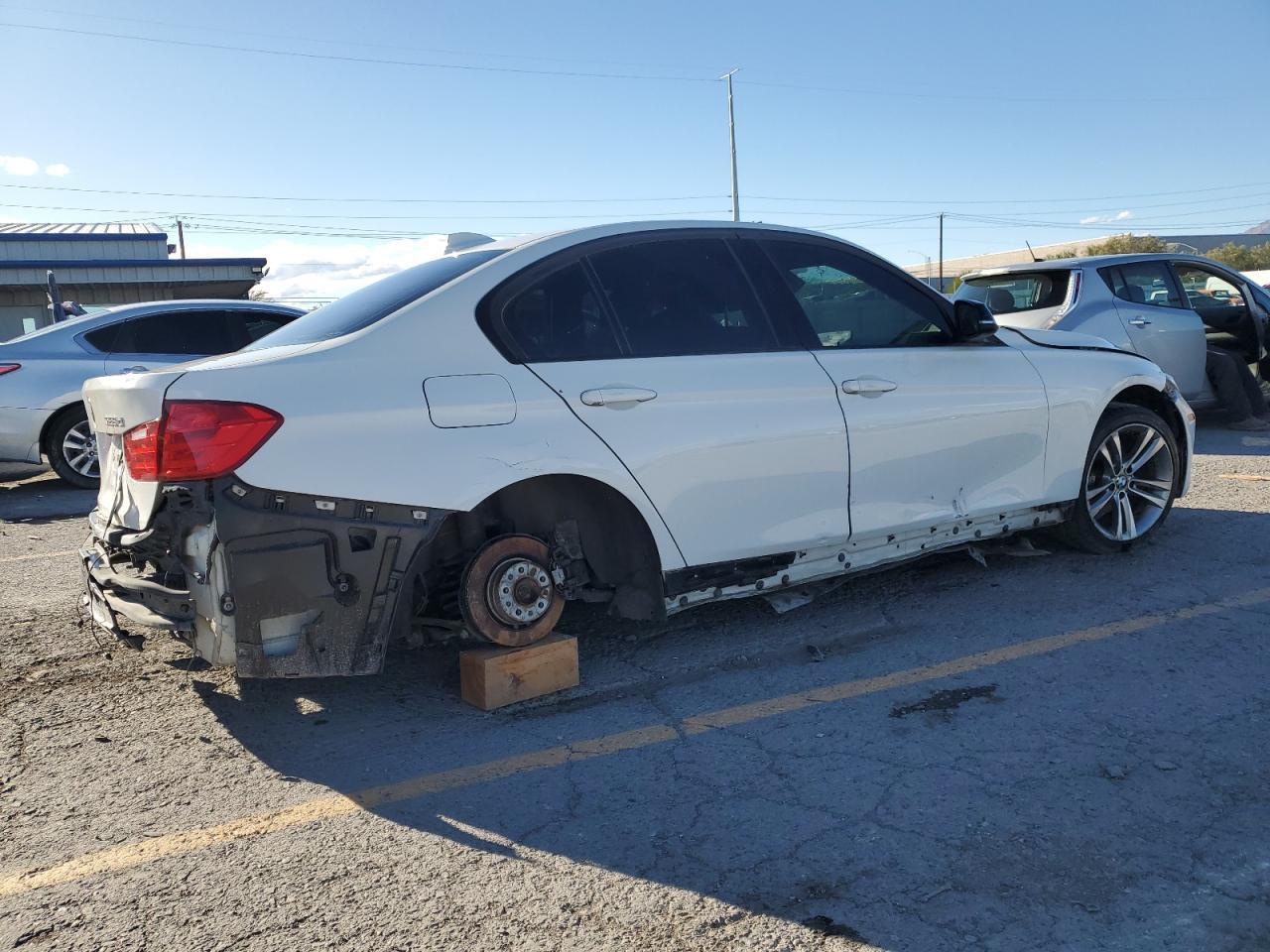2014 BMW 328 - Фото 3
