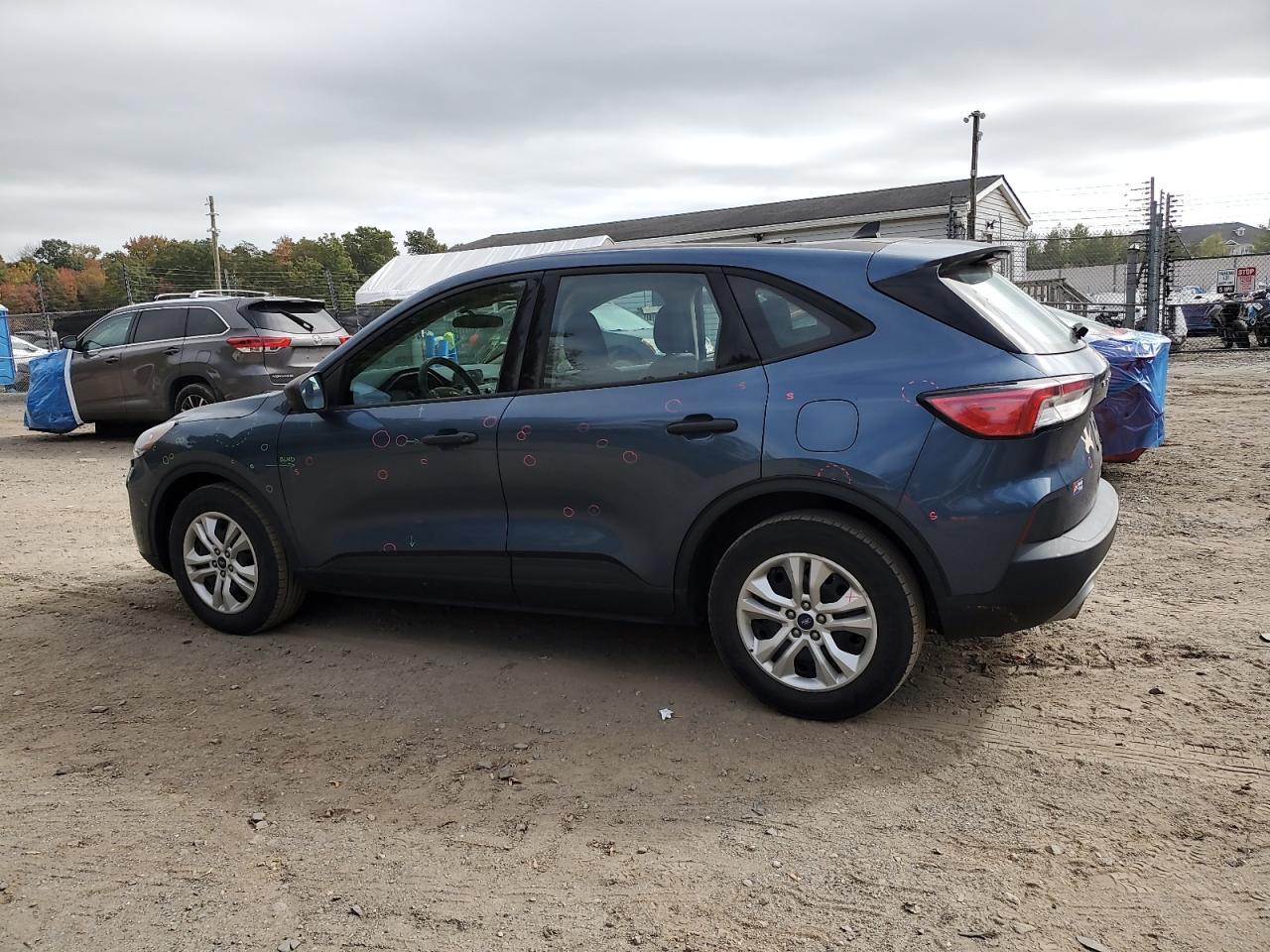 2020 Ford Escape S - Image 2