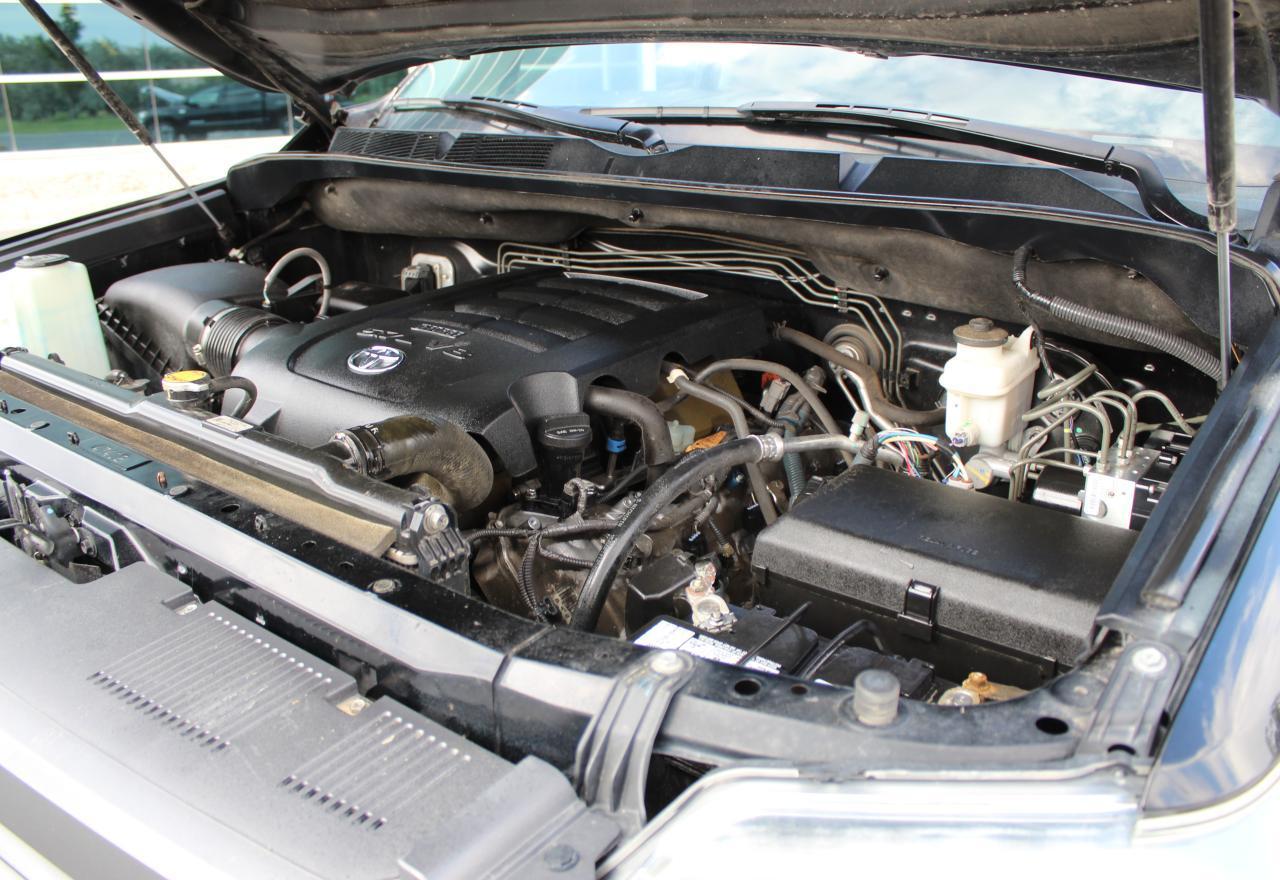 2014 Toyota Tundra Crewmax Sr5 - Image 7