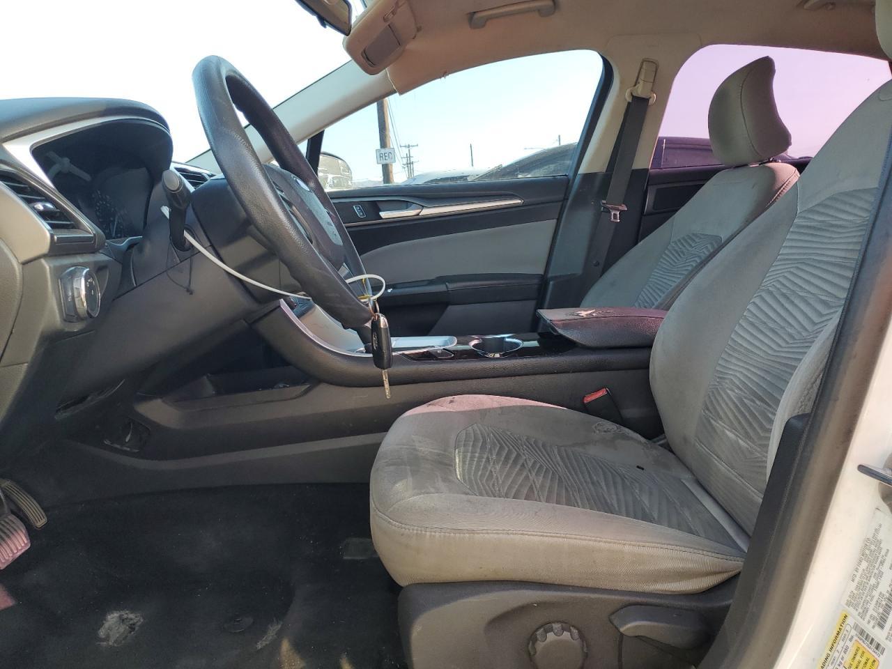 2016 Ford Fusion S - Image 7