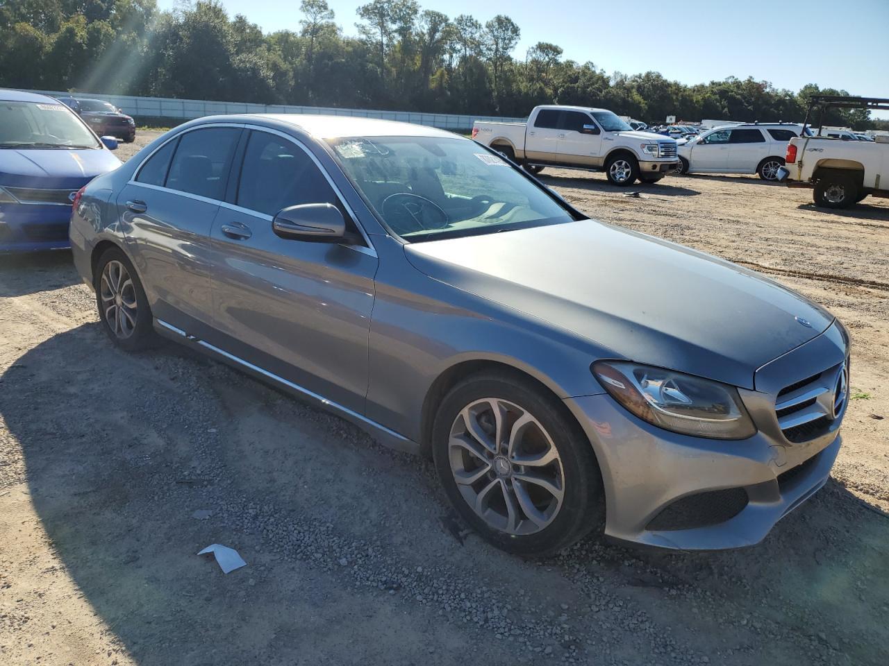 2016 Mercedes-Benz C 300 - Image 4