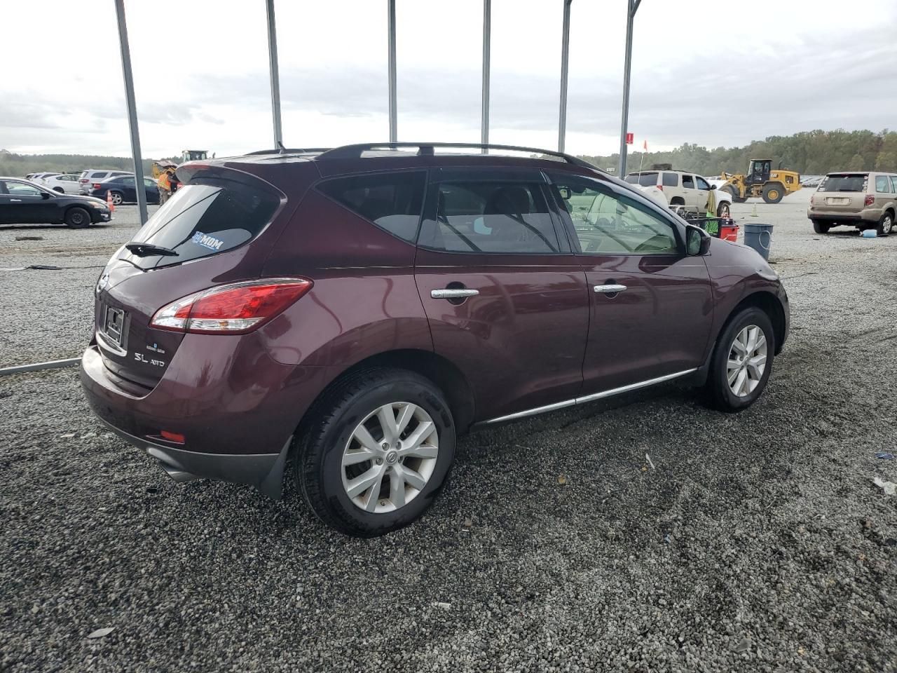 2013 Nissan Murano S - Фото 3