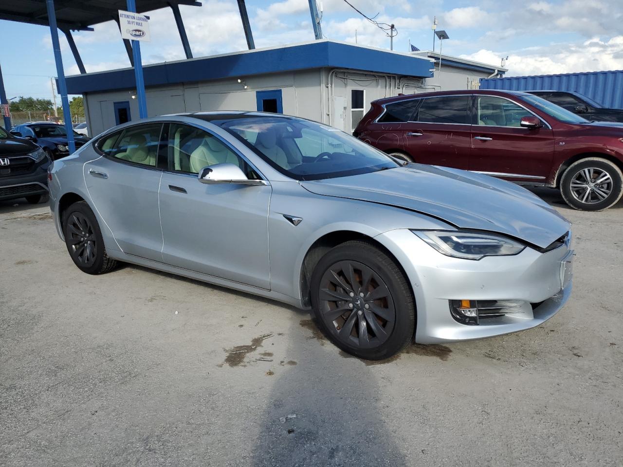 2017 Tesl Model S 75D - Image 4
