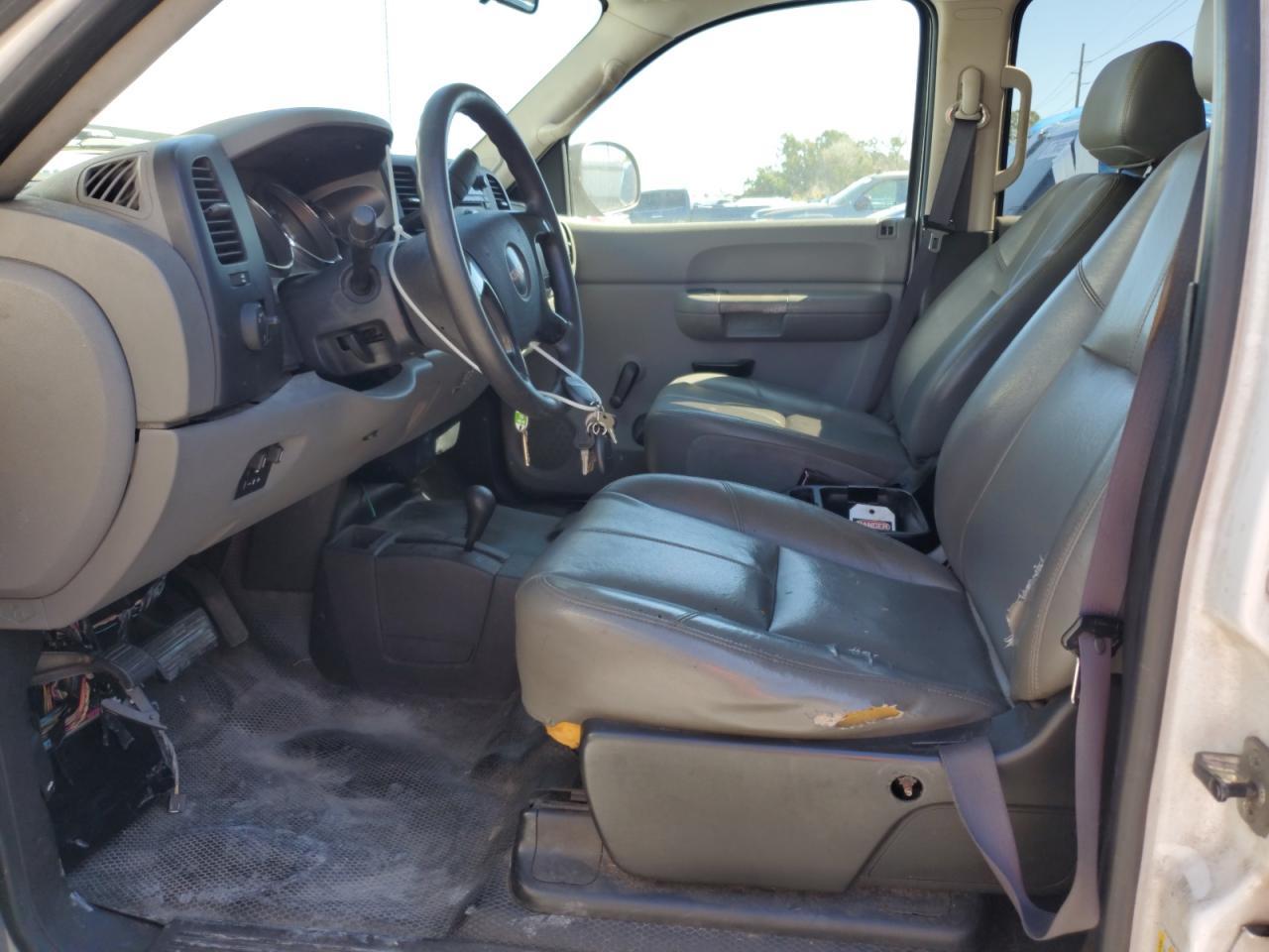 2009 GMC Sierra K3500 - Фото 7