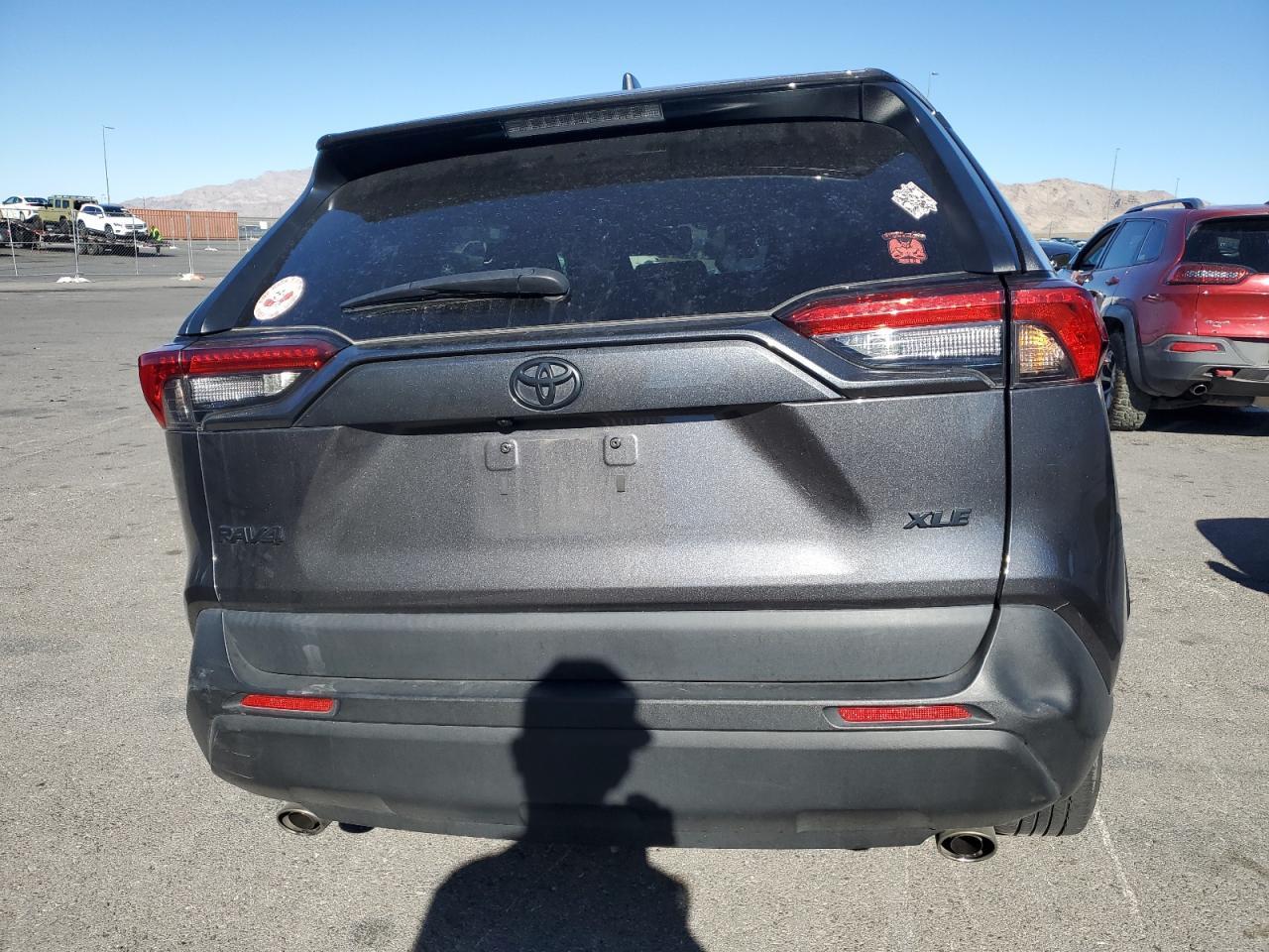 2022 Toyota Rav4 Xle - Фото 6