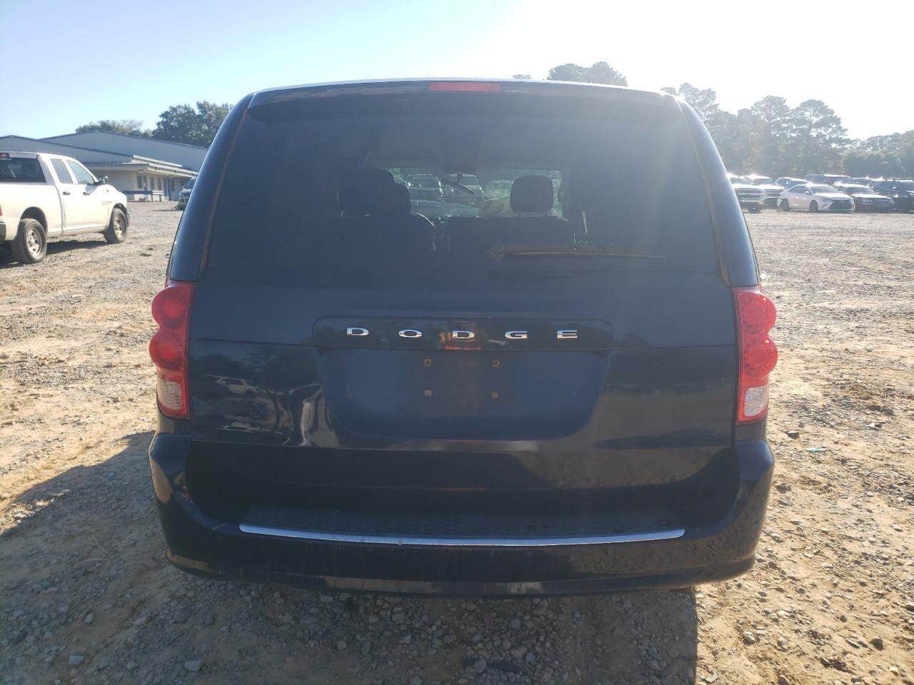 2016 Dodge Grand Caravan Se - Image 6