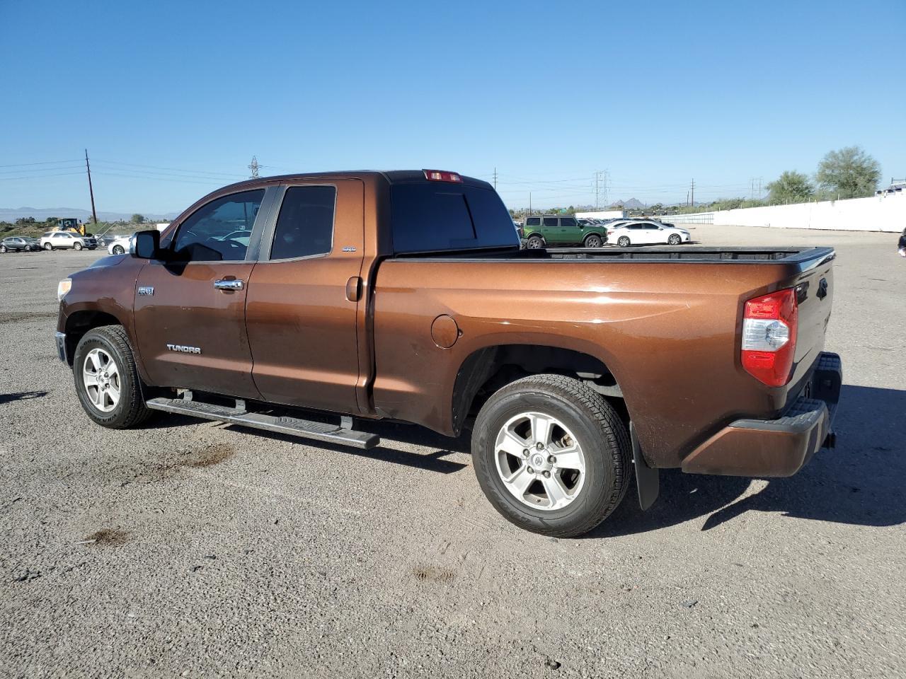 2017 Toyota Tundra Double Cab Sr - Image 2