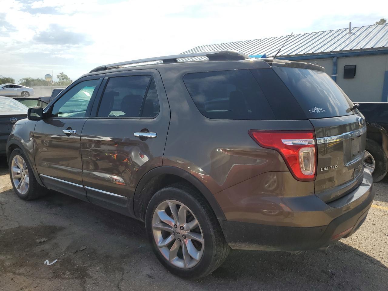2015 Ford Explorer Limited - Фото 2