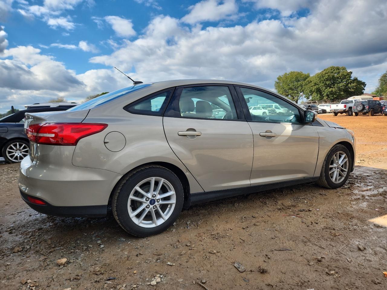 2016 Ford Focus Se - Фото 3