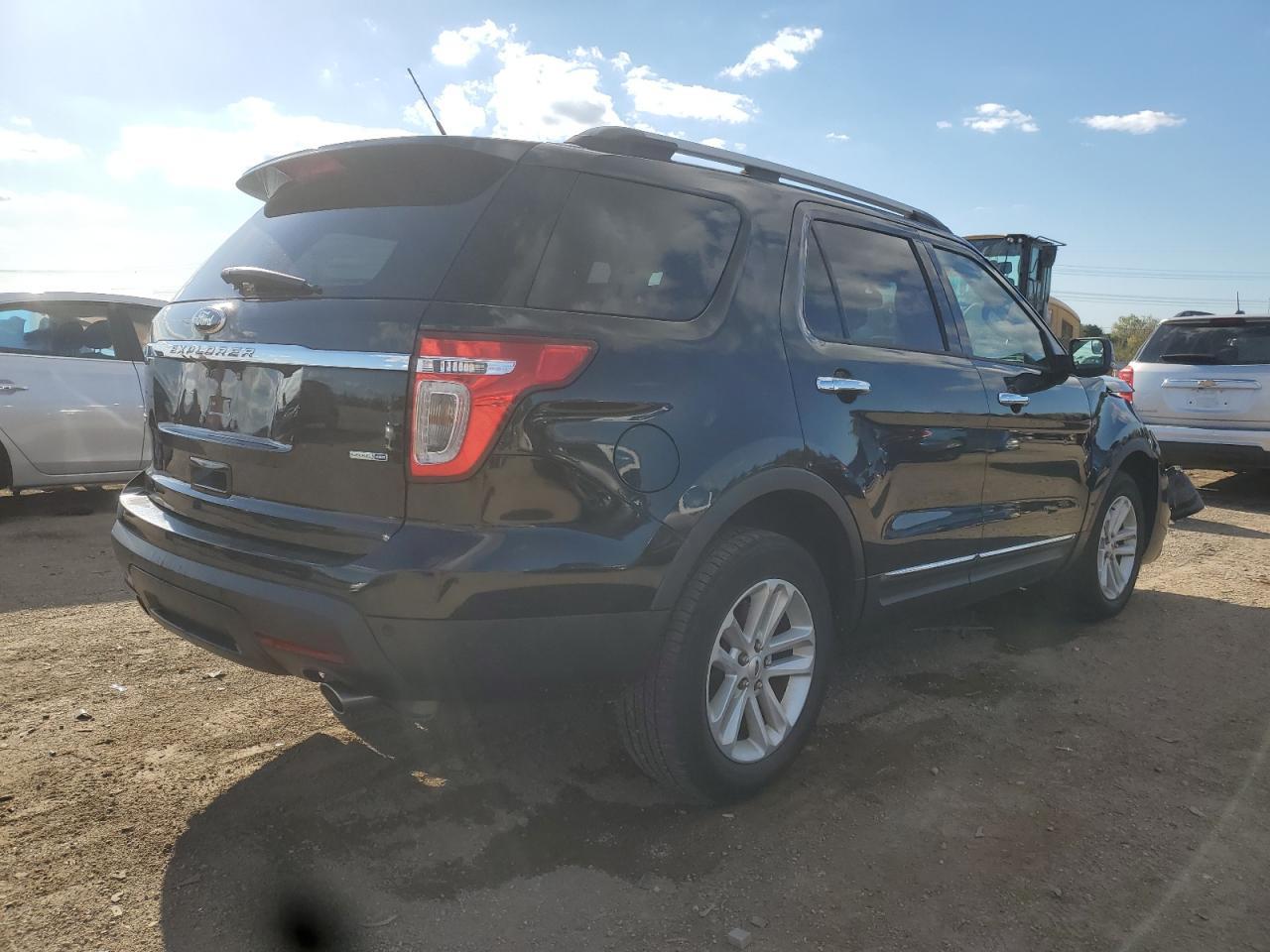 2013 Ford Explorer Xlt - Фото 3