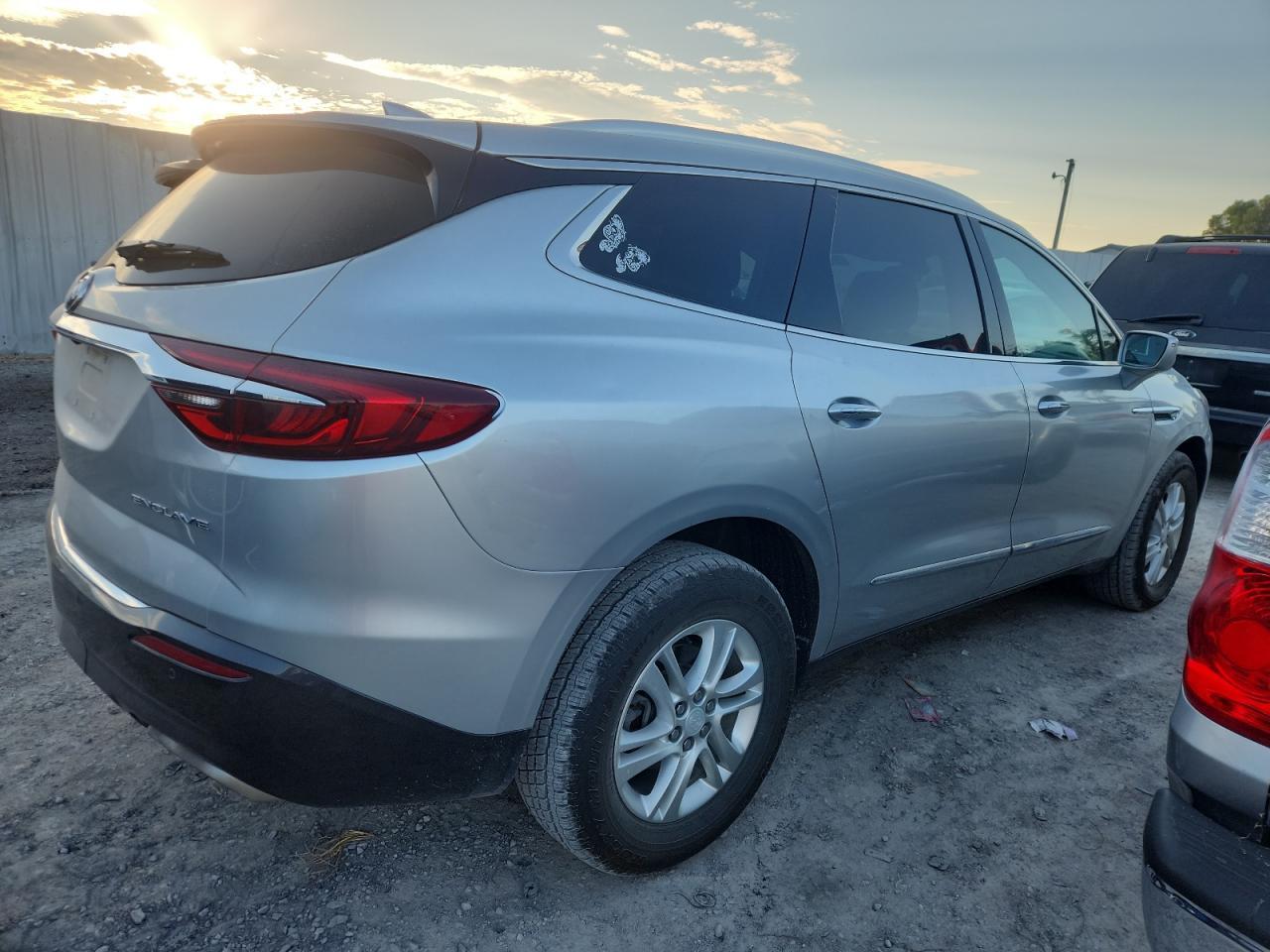 2019 Buick Enclave - Image 3
