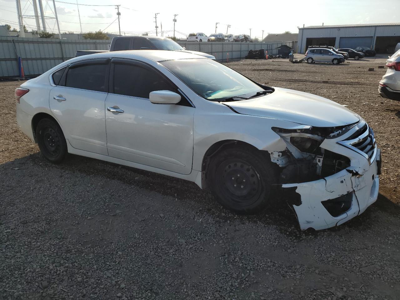 2015 Nissan Altima 2.5 - Image 4