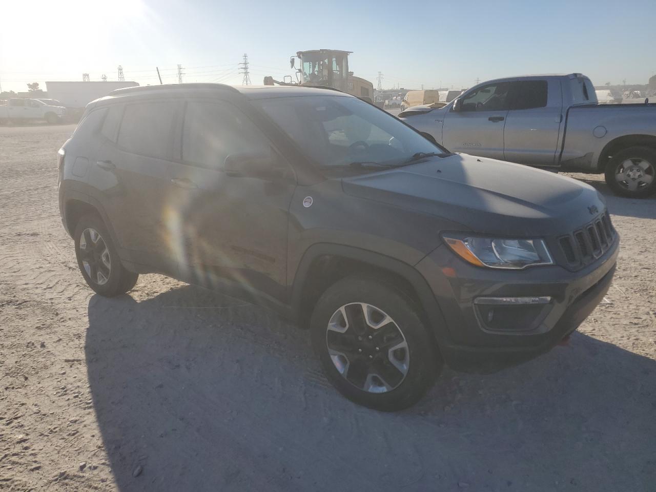 2018 Jeep Compass Trailhawk - Image 4