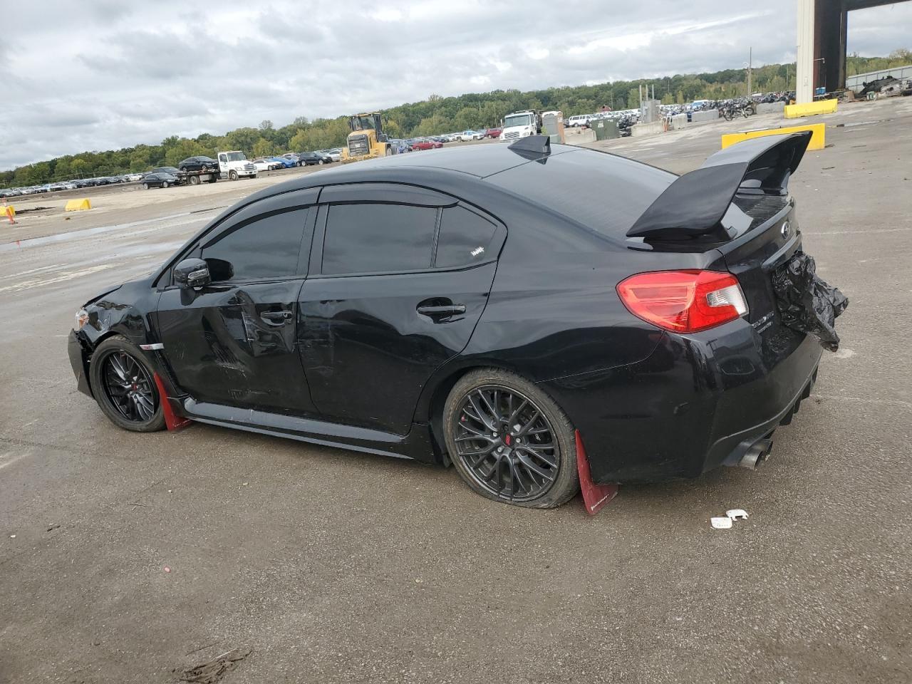 2017 Subaru Wrx Sti - Фото 2
