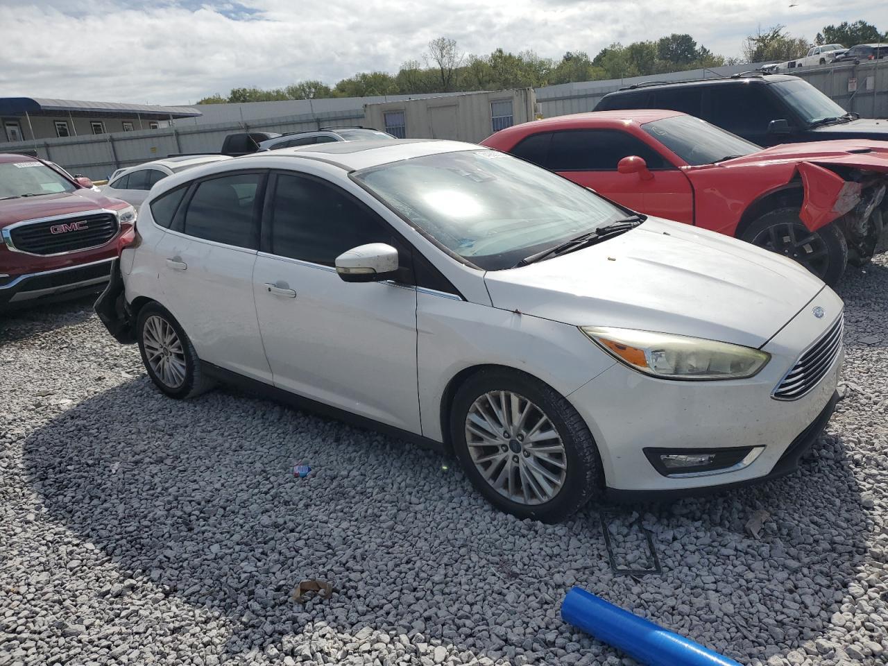 2017 Ford Focus Titanium - Фото 4