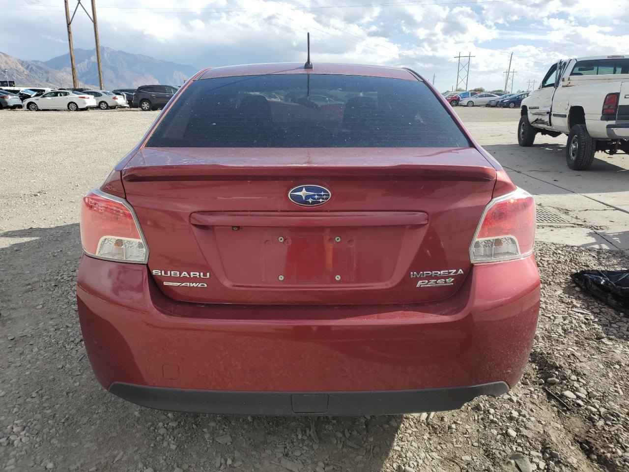 2015 Subaru Impreza Premium - Фото 6